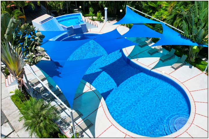 Opposite angle view of pool and shade makers