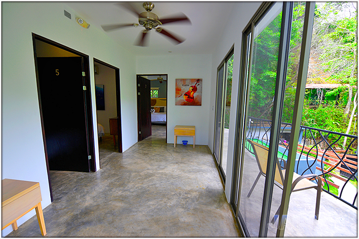 3rd floor halway to bedrooms and balcony