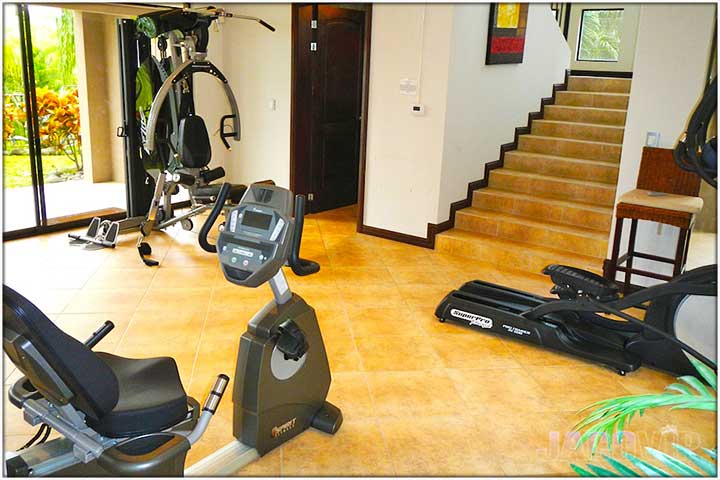 exercise room at Casa Ponte