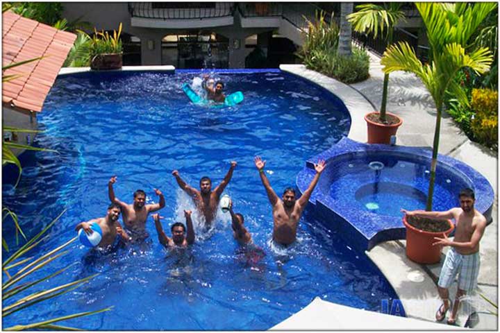Group in pool
