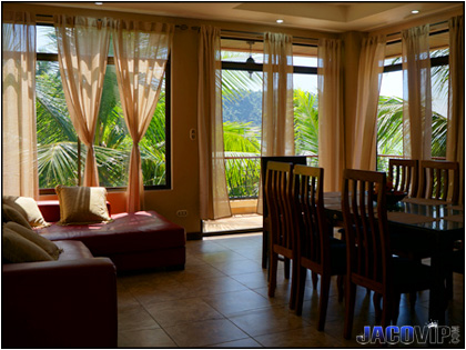 Dining area on third level