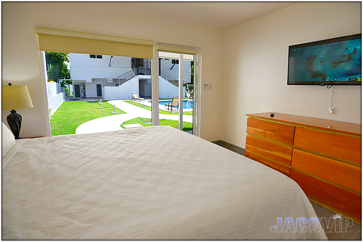 poolside room