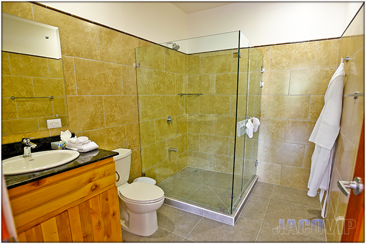 en-suite private bathroom