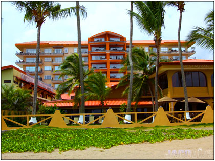 Jaco Beach front