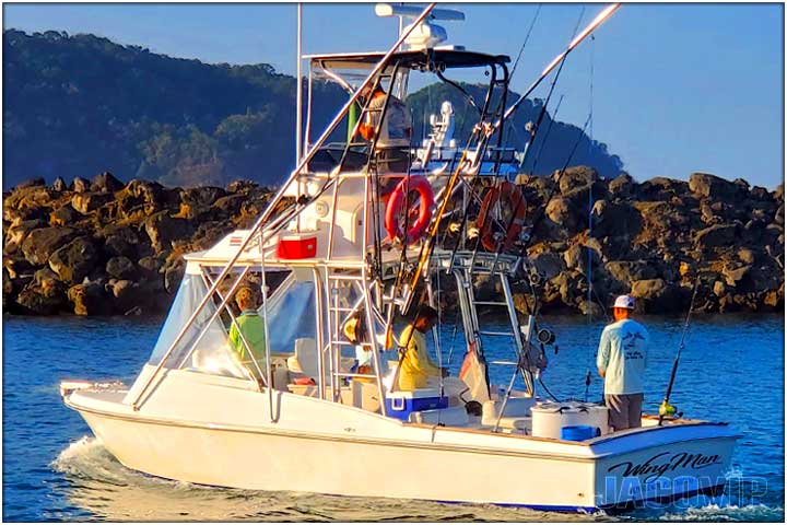 Wing Man 29' Custom Flybridge Express