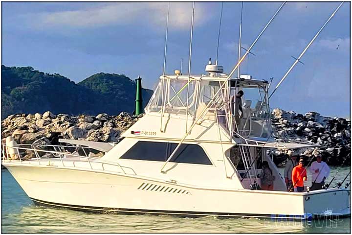 50' Viking Luxury Fin & Tonic Sport Fishing Charter at Los Sueños Marina in Costa Rica
