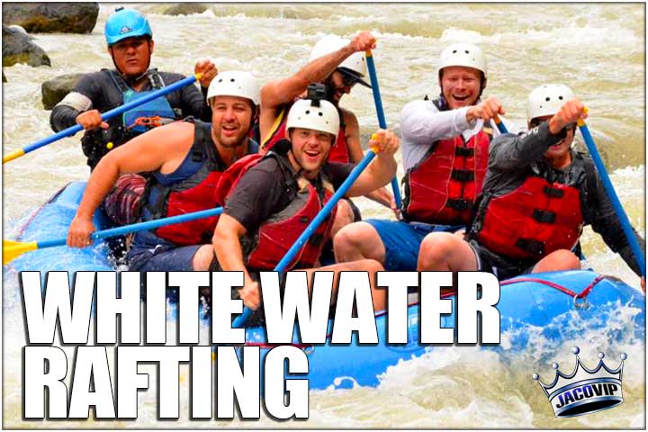 Group of guys on a white water rafting tour in Costa Rica
