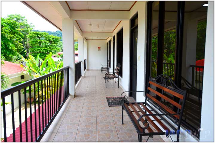 2 floor balcony area