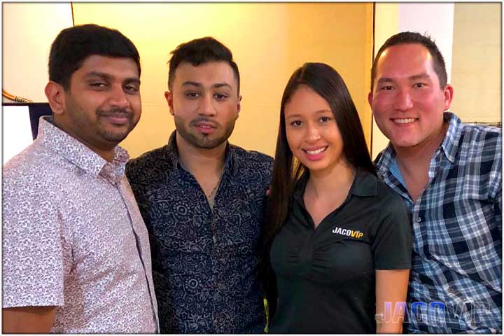 Jaco VIP Concierge girl with three guests at Pacific Palms