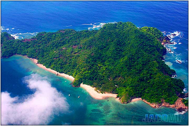 Overhead drone photo of Tortuga Island in Costa Rica